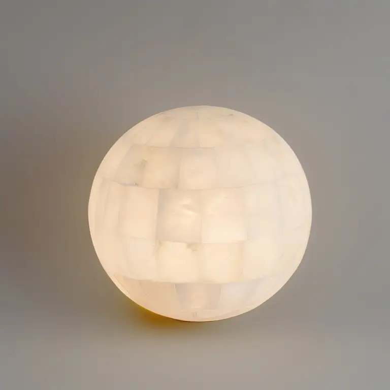 Spherical dome table lamp